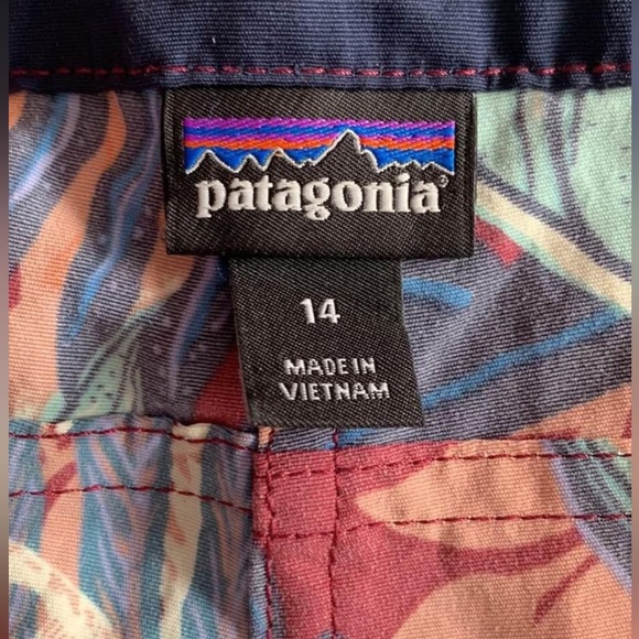 Ladies Size 14 Patagonia Shorts - Picture 2 of 2